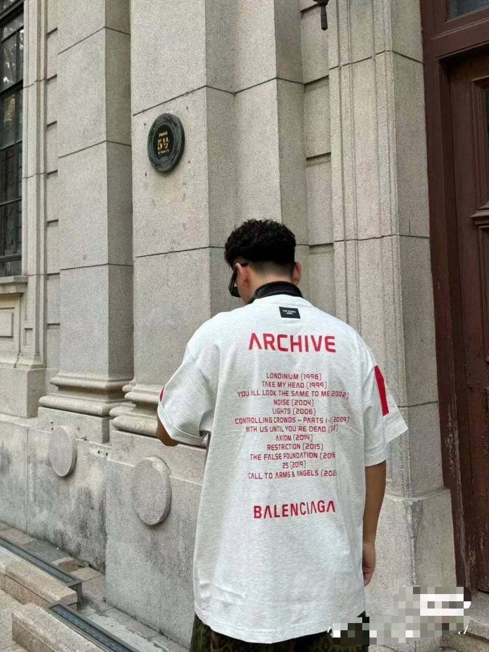 Футболка Balenciaga — фото 9