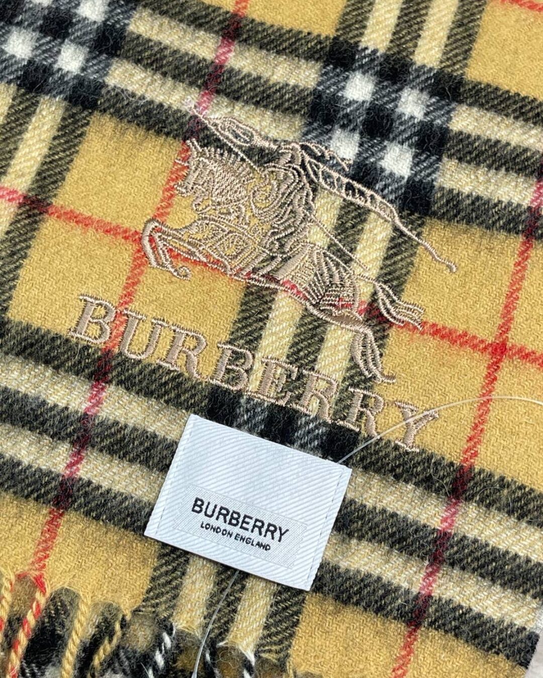 Шарф Burberry — изображение 2