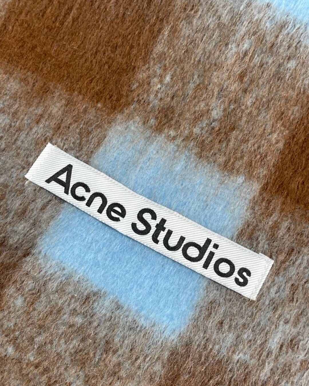 Шарф Acne Studios — изображение 2