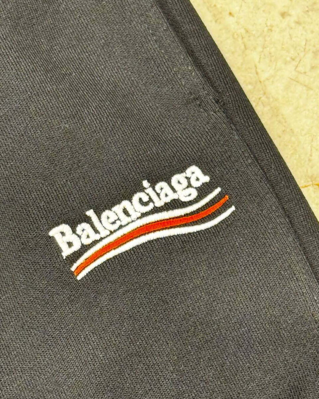 Спортивные Штаны Balenciaga — изображение 7