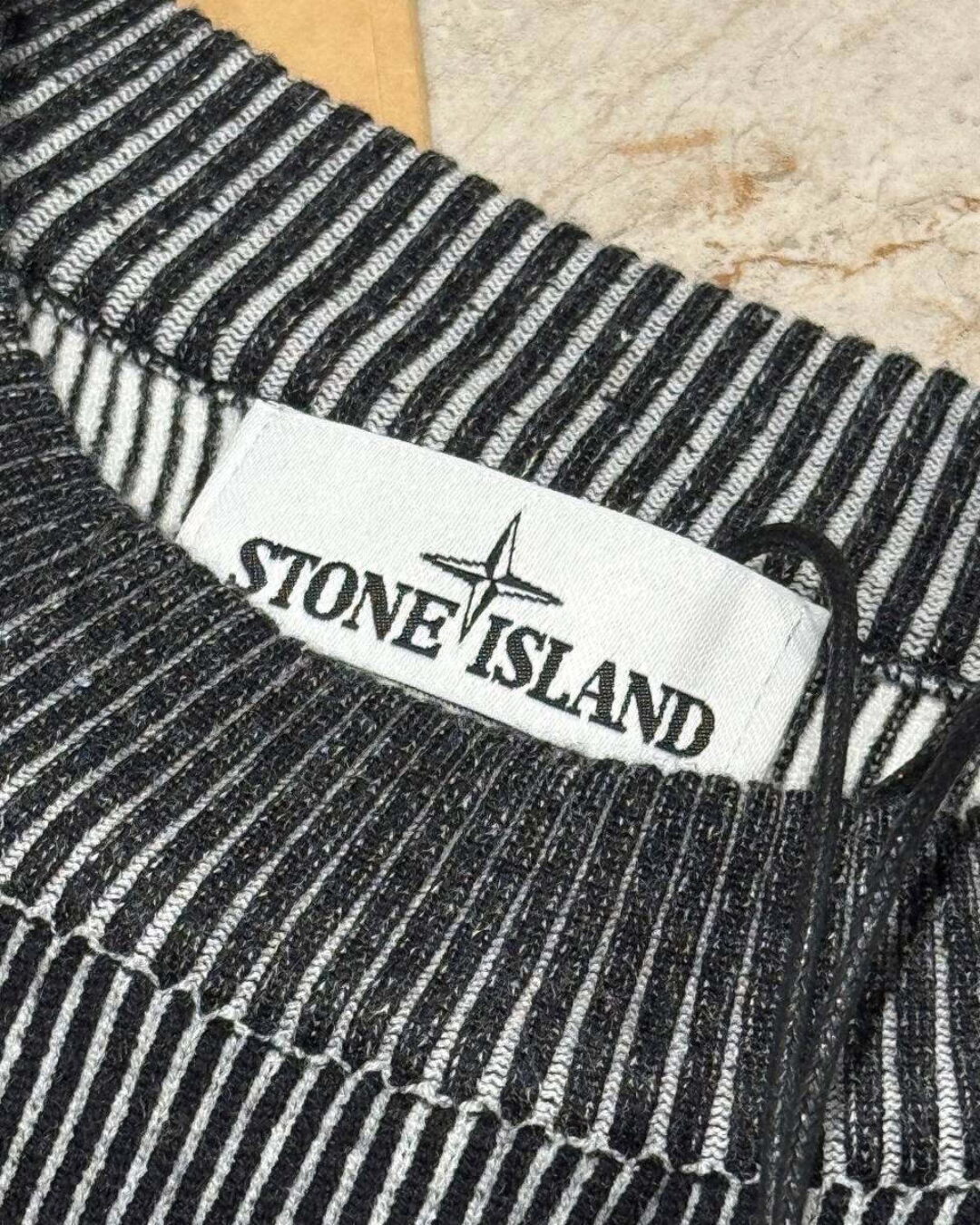 Свитер Stone Island — изображение 9