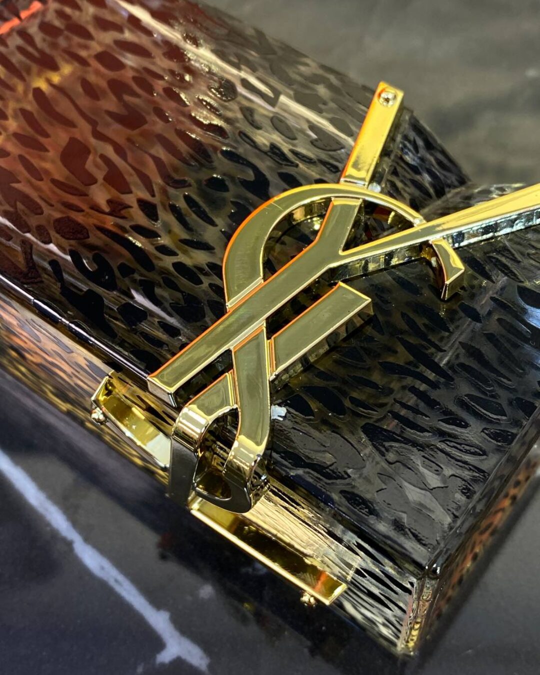 Парфюм Saint Laurent — изображение 5