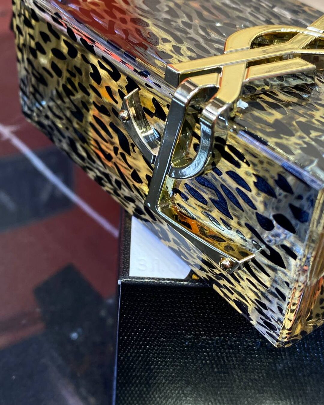 Парфюм Saint Laurent — изображение 9