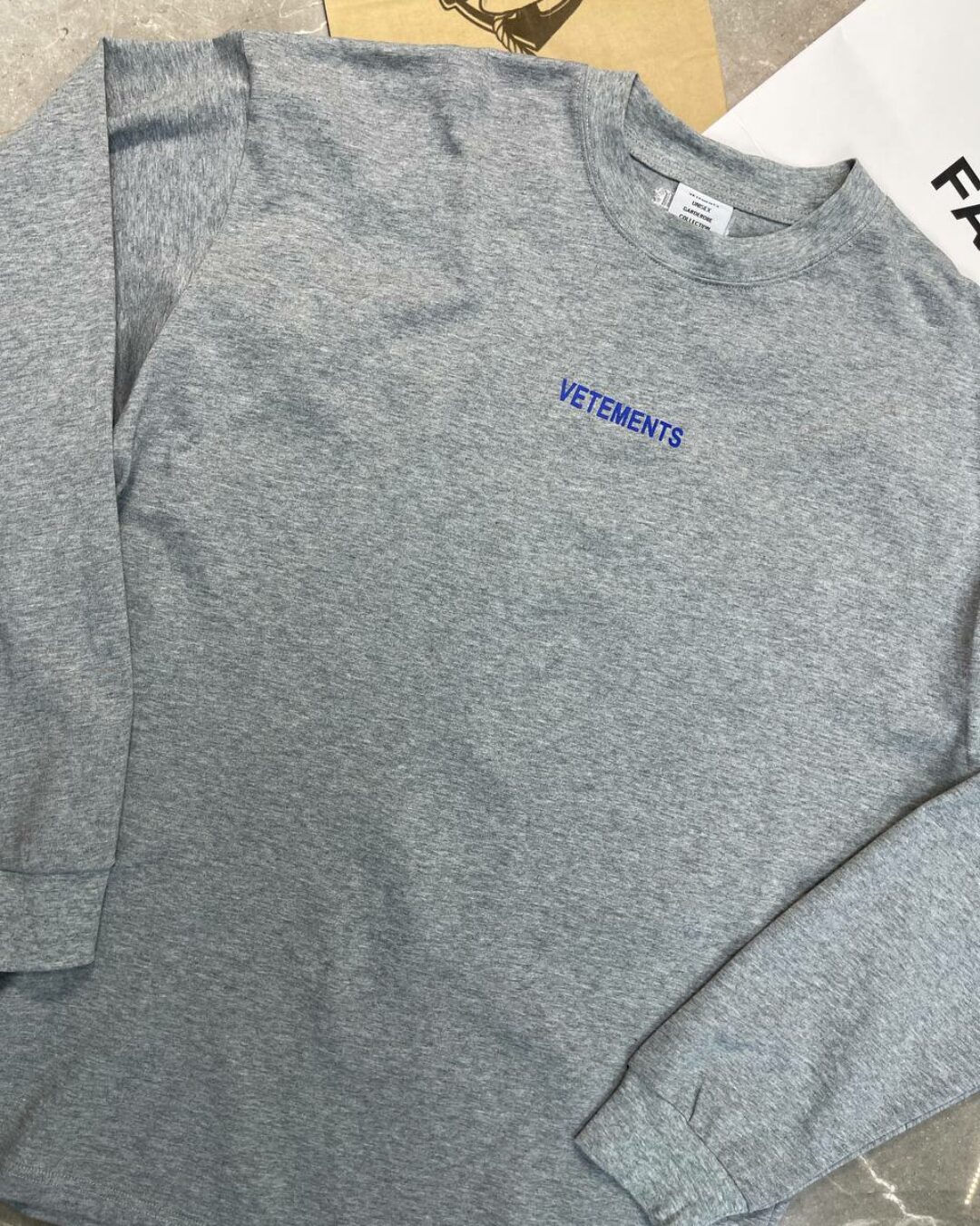 Кофта Vetements — изображение 3