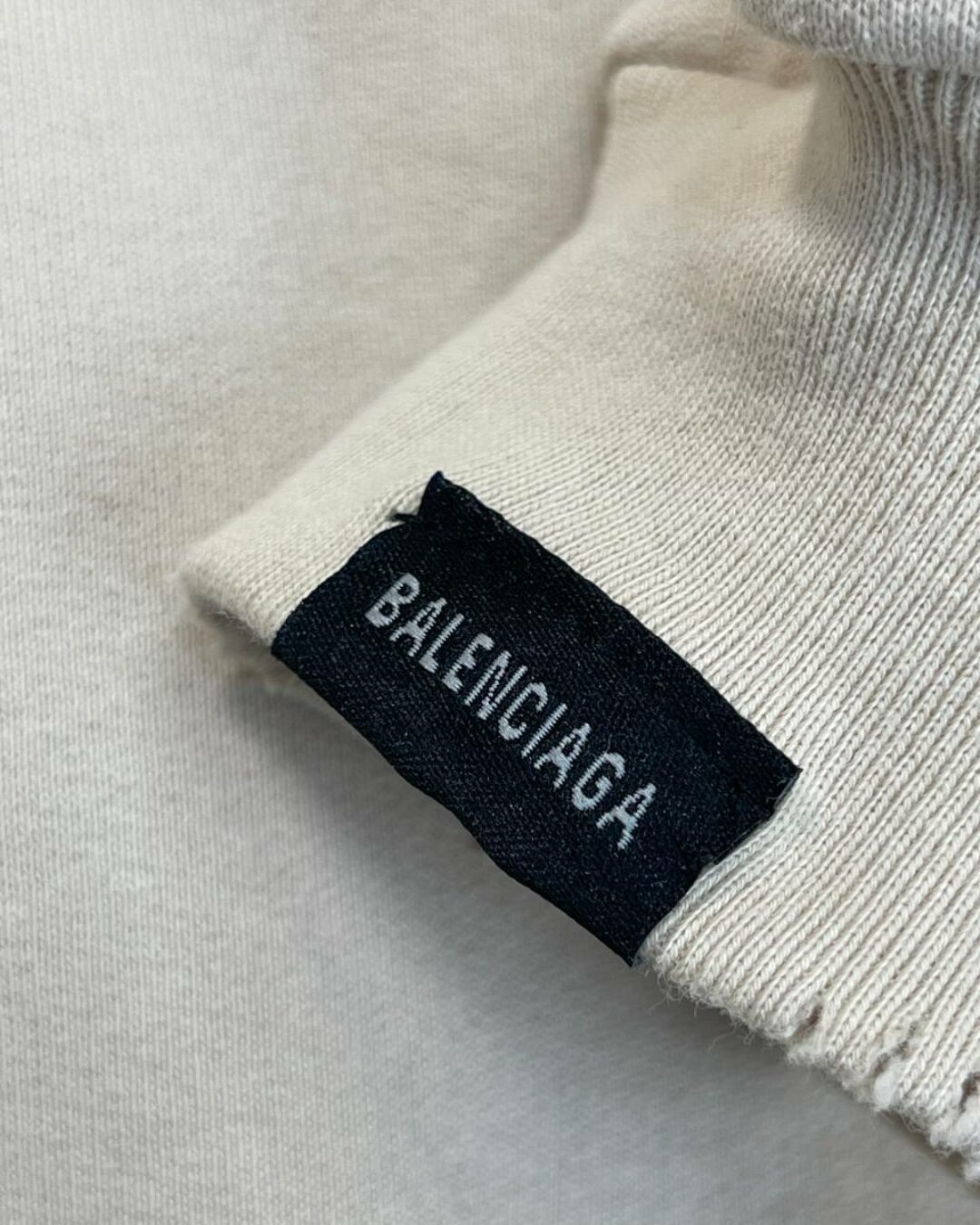 Худи Balenciaga — изображение 6