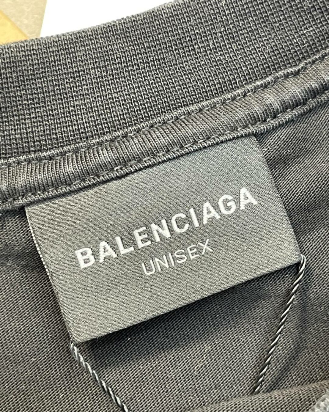 Кофта Balenciaga — изображение 9