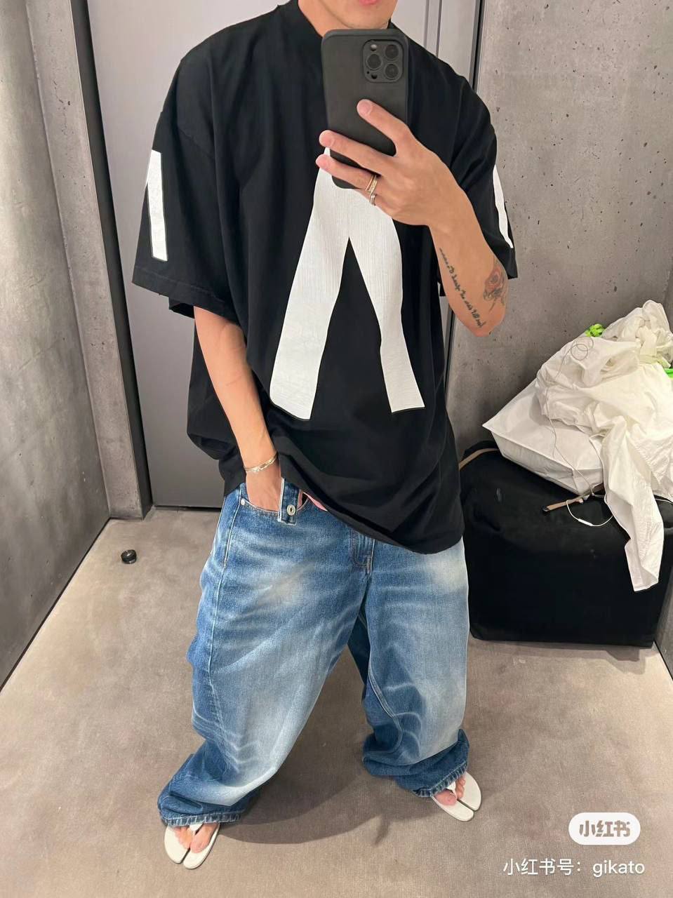 Футболка Balenciaga — фото 4
