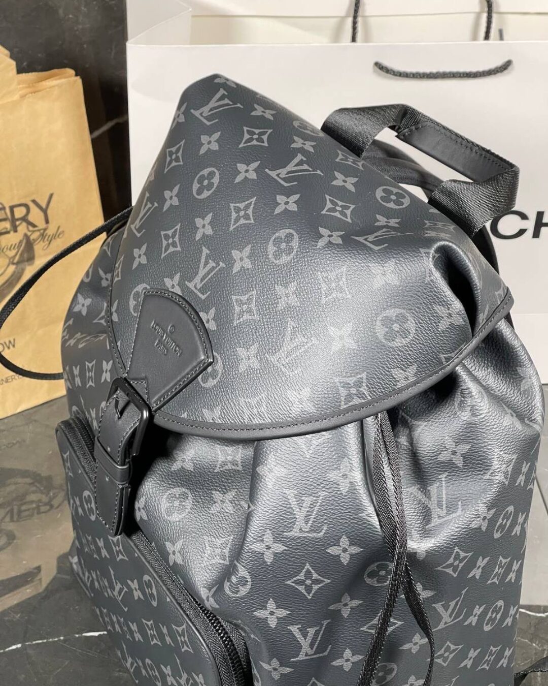 Рюкзак Louis Vuitton — изображение 5