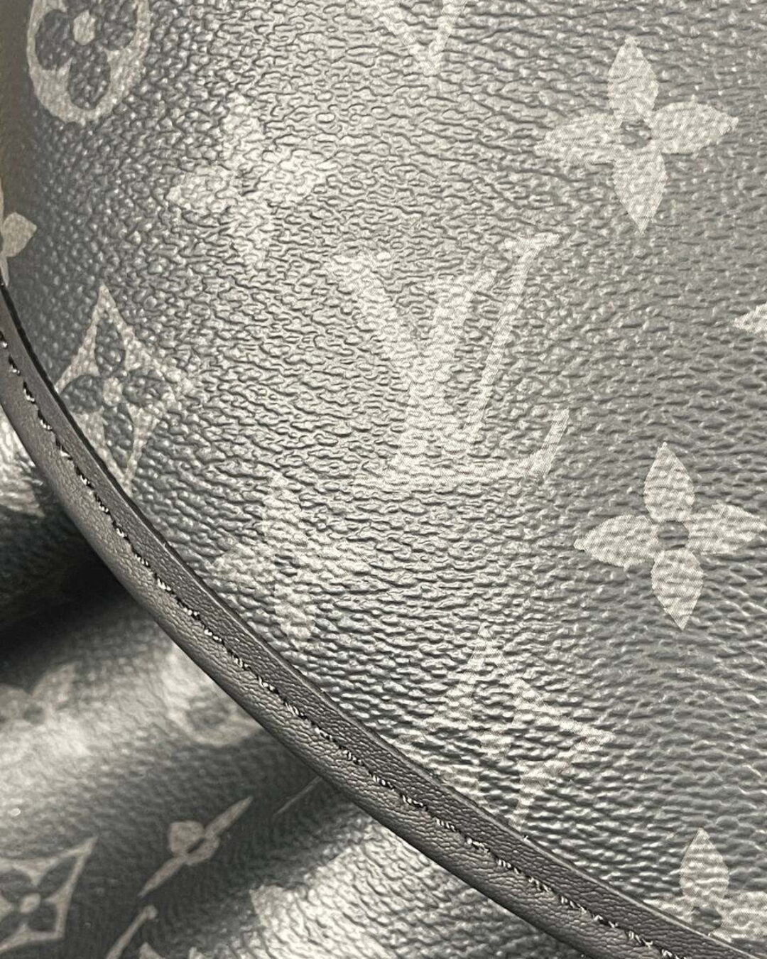 Рюкзак Louis Vuitton — изображение 8