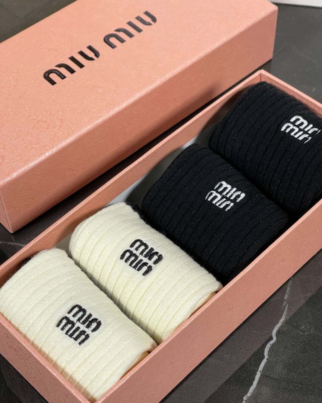 Комплект Носков Miu Miu — изображение 5