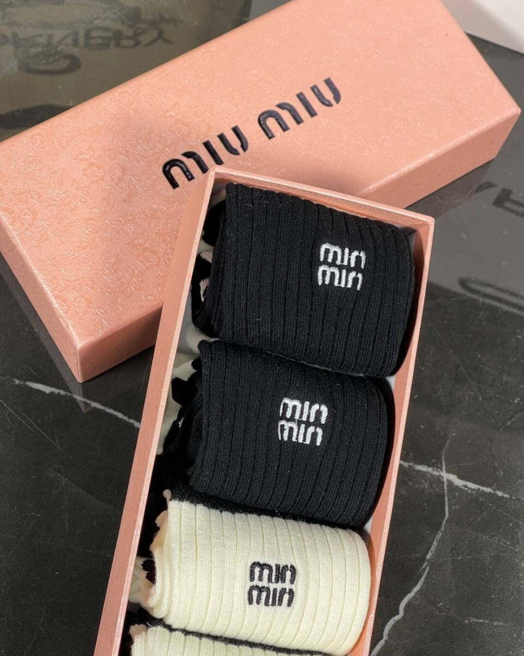 Комплект Носков Miu Miu — изображение 6