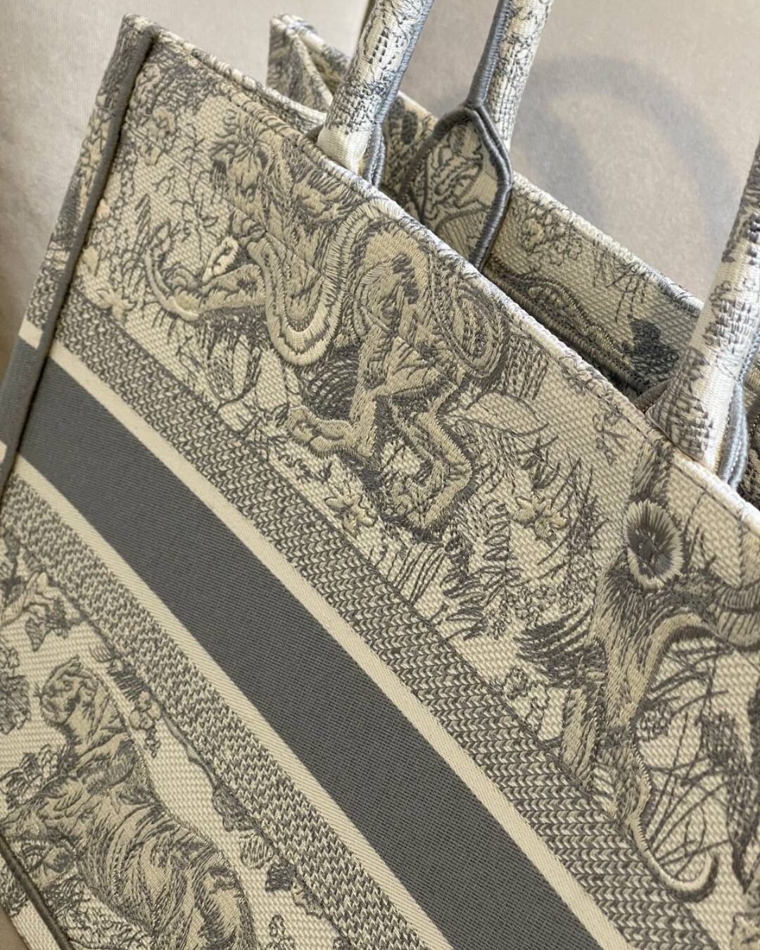 Сумка Dior Book Tote — изображение 8