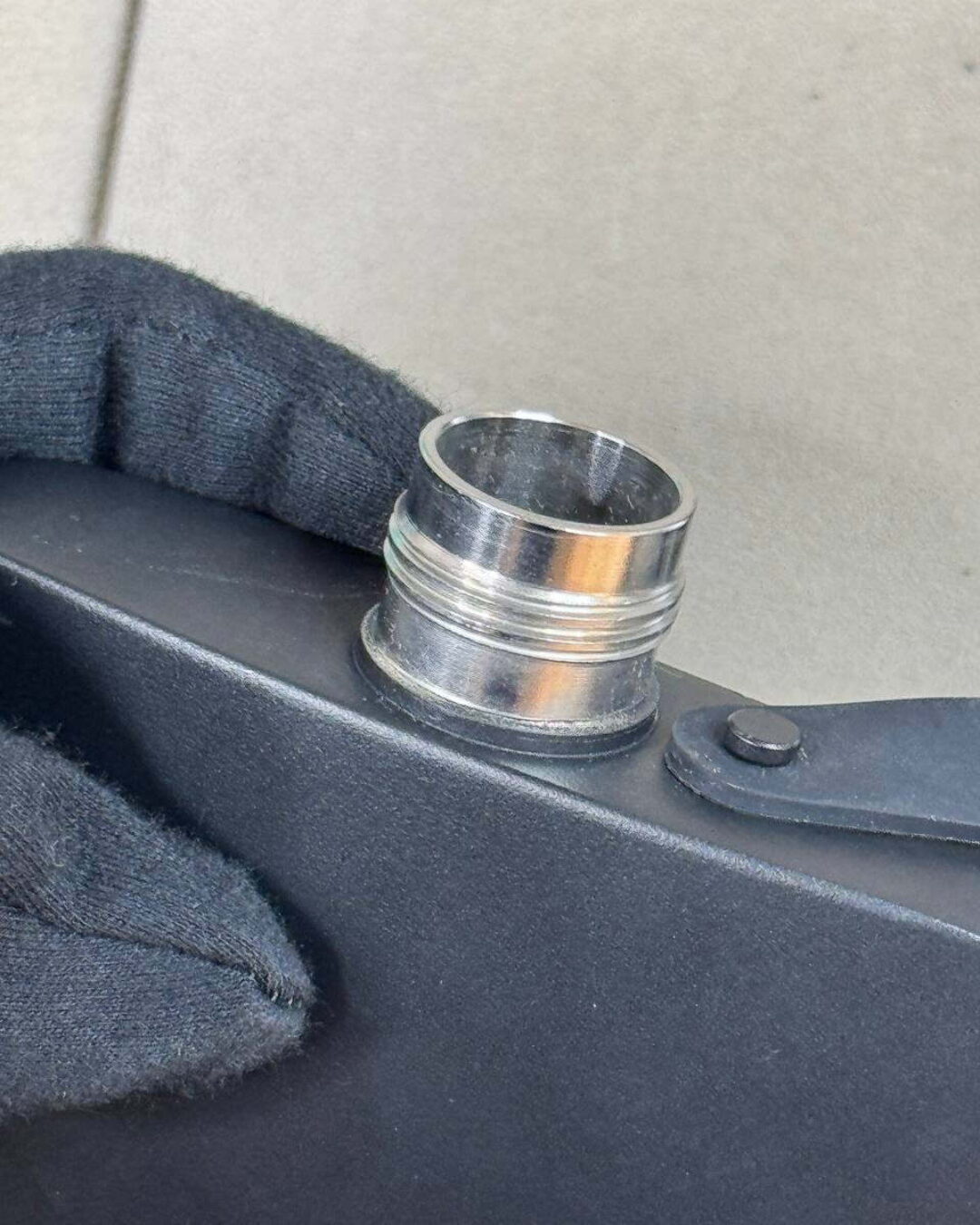 Фляжка для воды Balenciaga — изображение 4