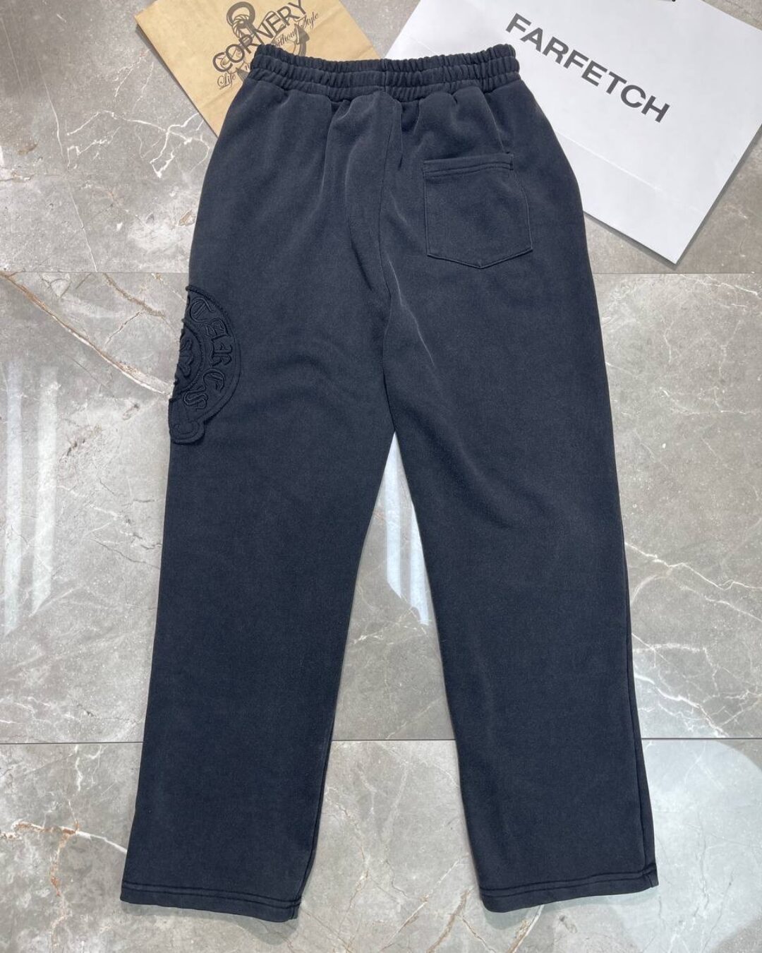 Спортивные штаны Chrome Hearts — изображение 2