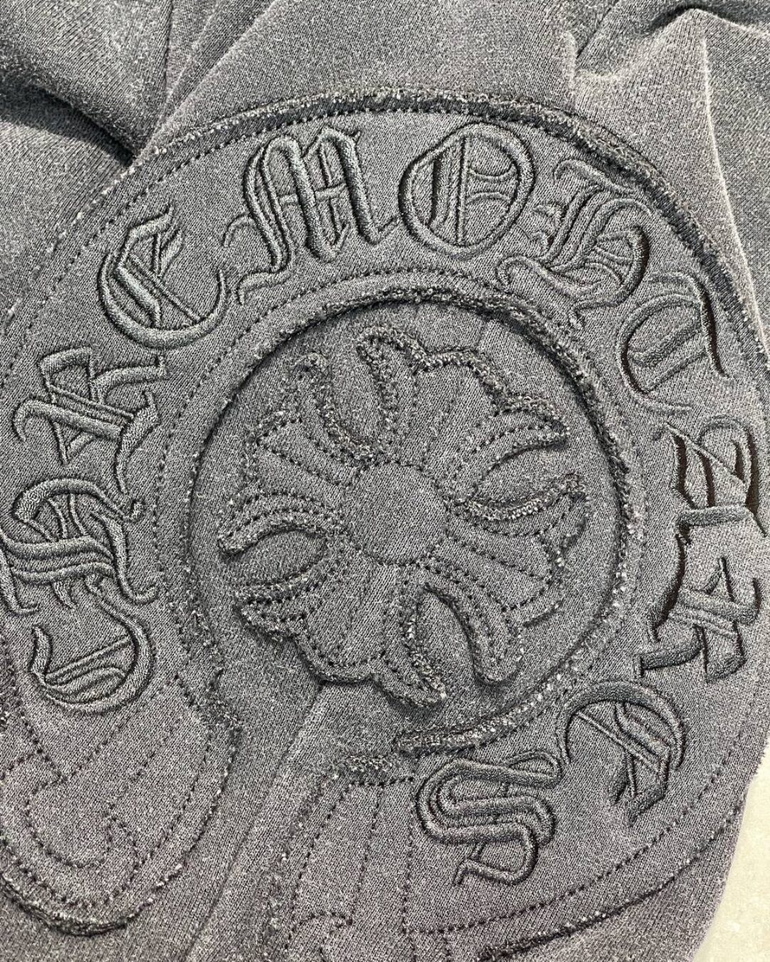 Спортивные штаны Chrome Hearts — изображение 9