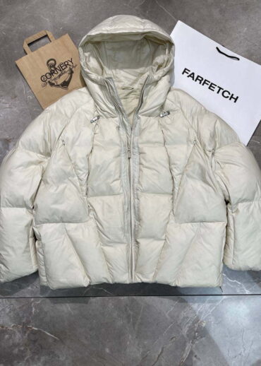 Пуховик Givenchy