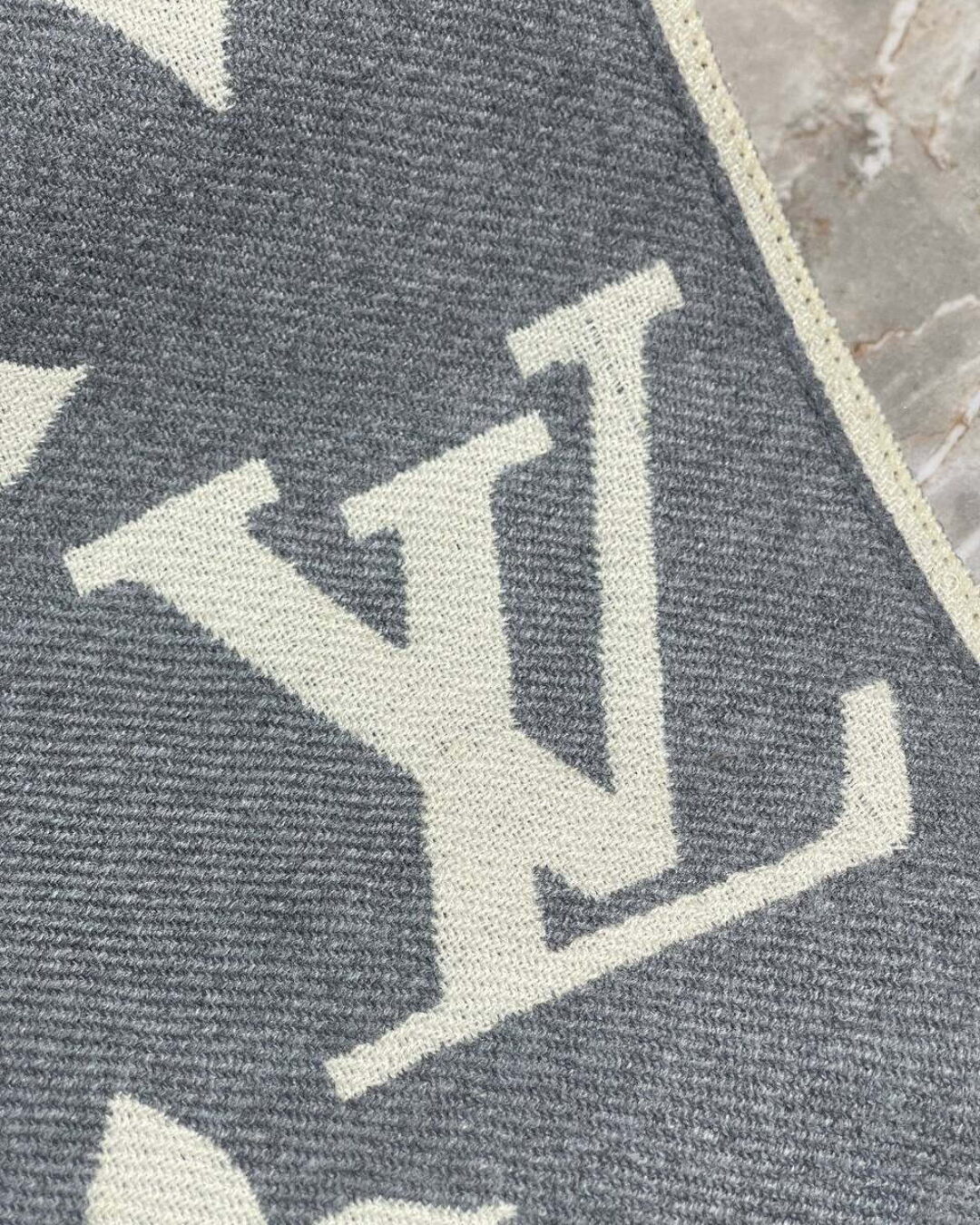 Шарф Louis Vuitton — изображение 4