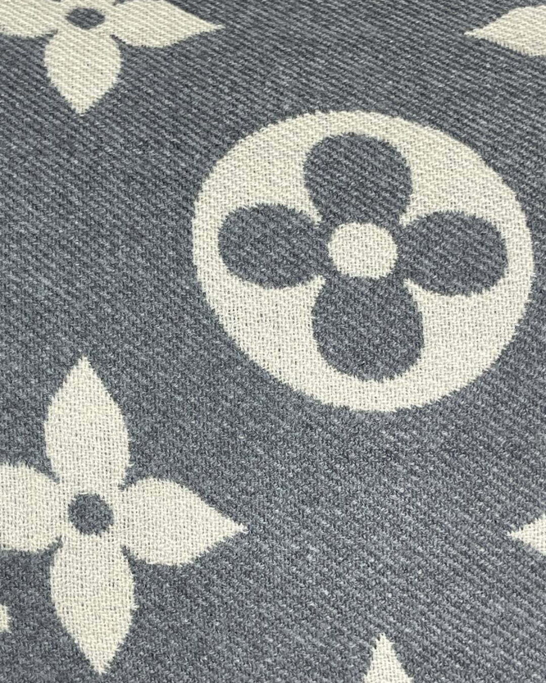 Шарф Louis Vuitton — изображение 5