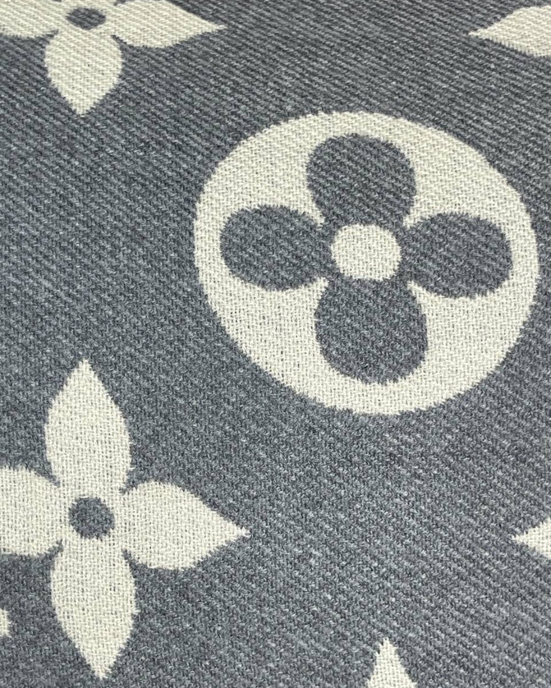 Шарф Louis Vuitton — изображение 5