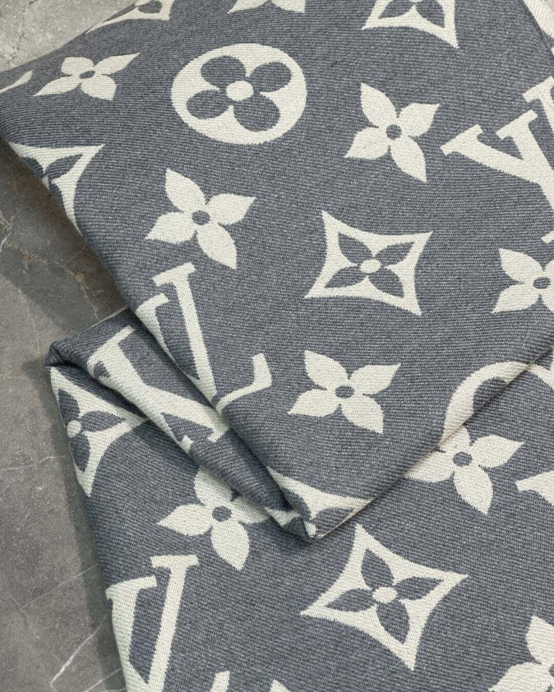 Шарф Louis Vuitton — изображение 6