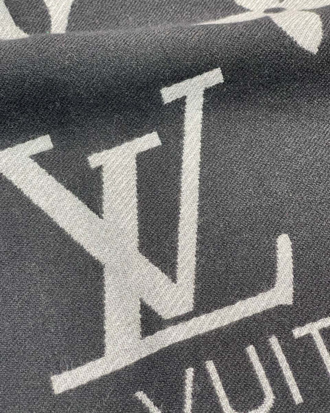 Шарф Louis Vuitton — изображение 4