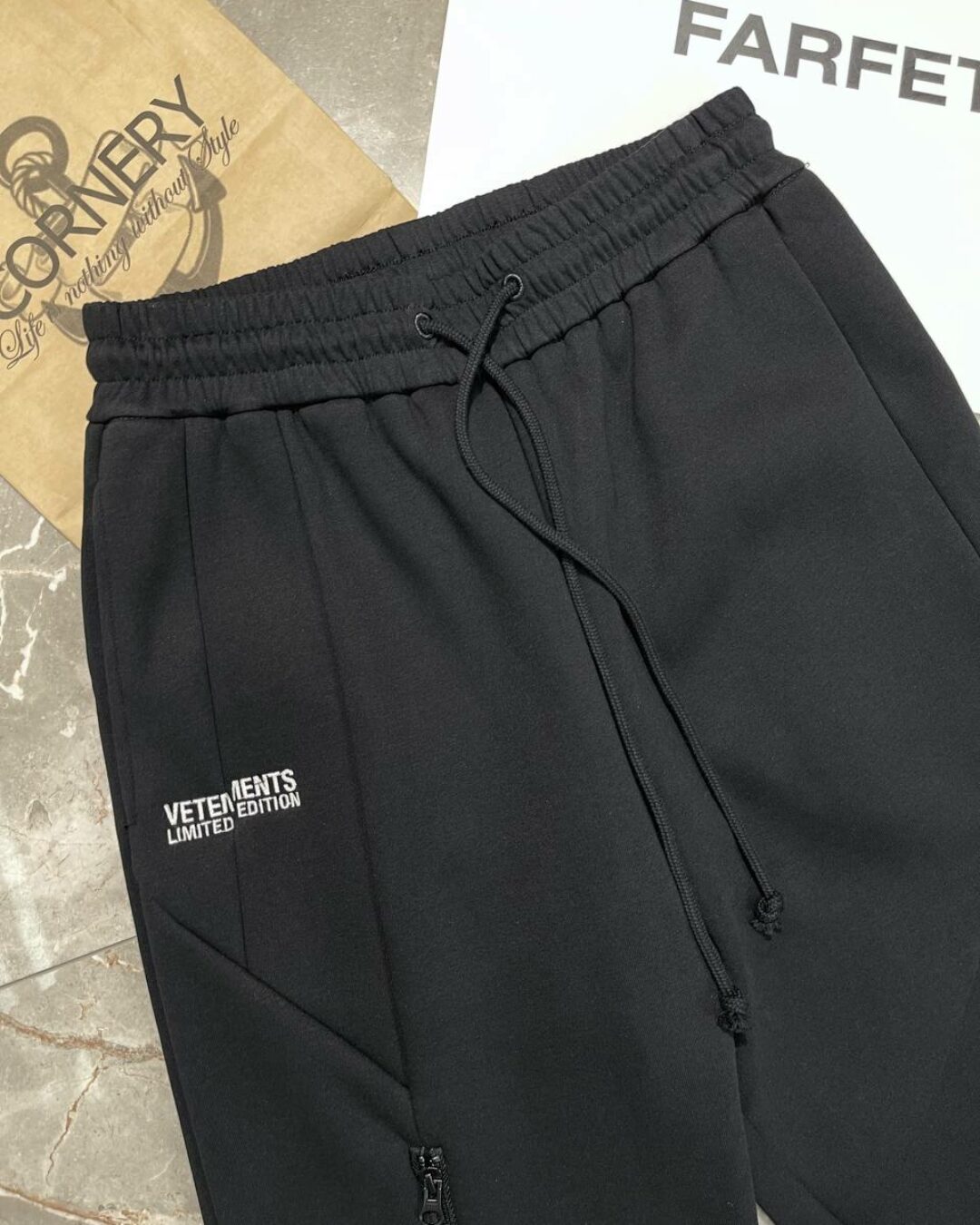 Спортивные Штаны Vetements — изображение 3