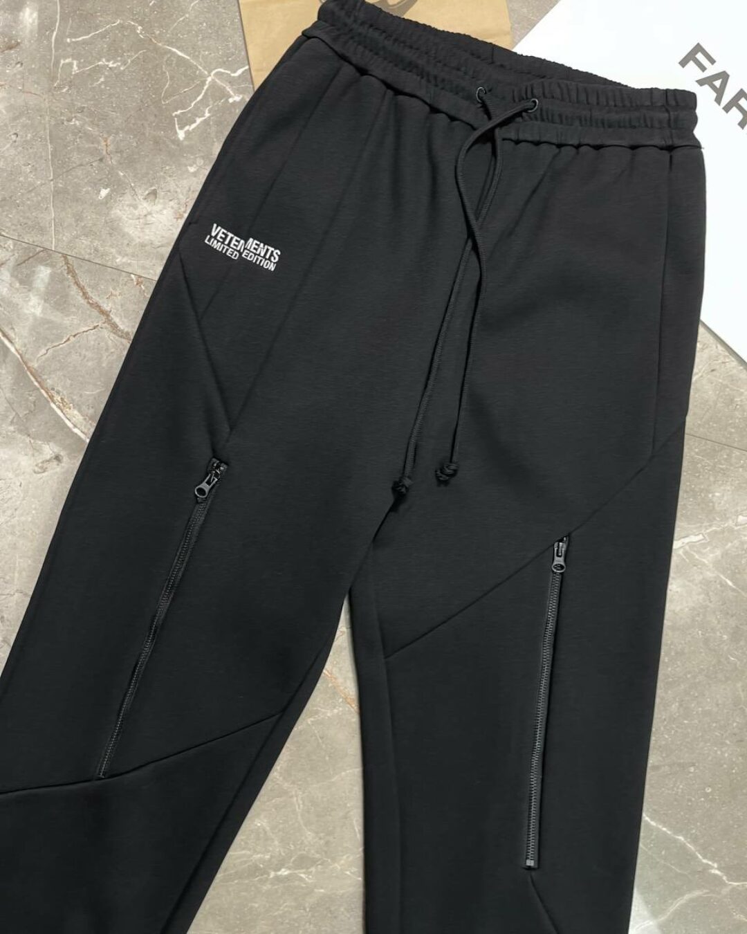 Спортивные Штаны Vetements — изображение 4