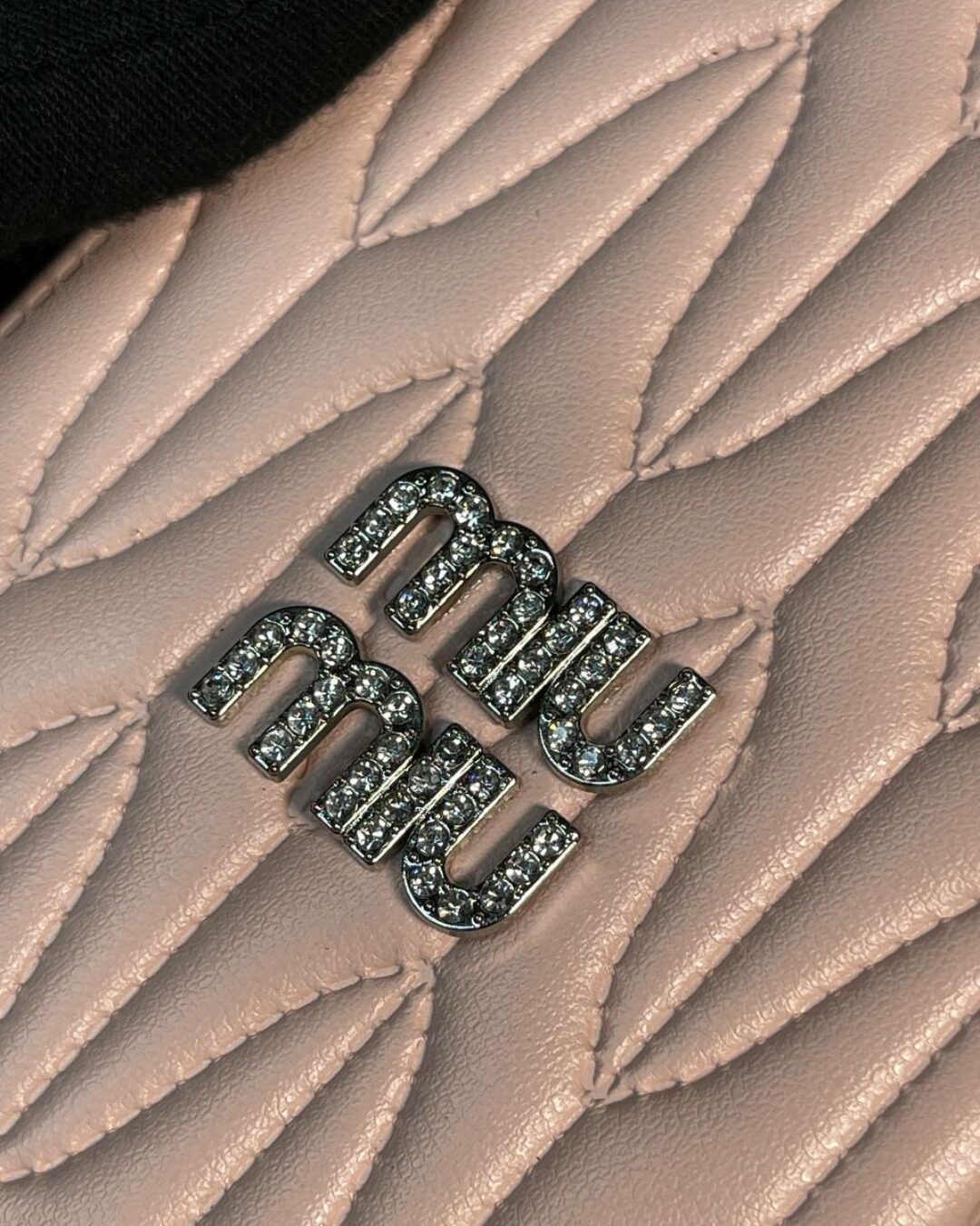 Чехол Miu Miu (IPhone 15 Pro Max) — изображение 3