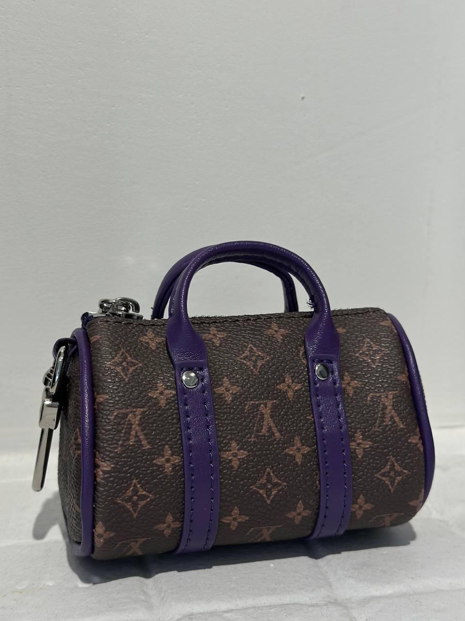 Ключница Louis Vuitton — фото 11