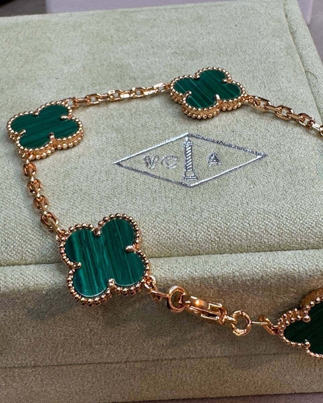 Браслет Van Cleef & Arpels Vintage Alhambra (Gold/Green) — изображение 9