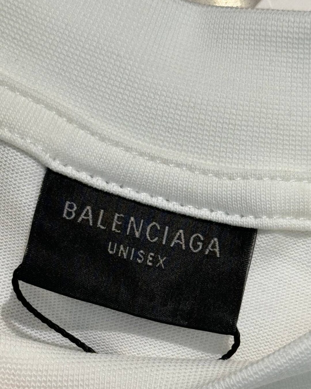 Футболка Balenciaga — изображение 9