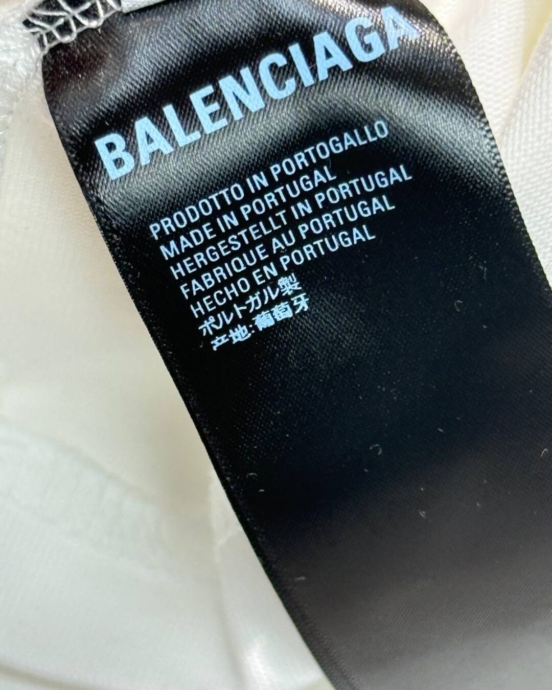 Футболка Balenciaga — изображение 10