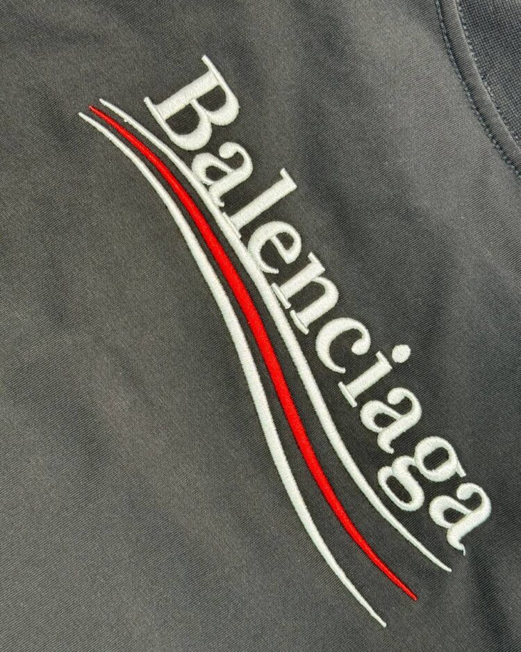 Футболка Balenciaga — фото 9