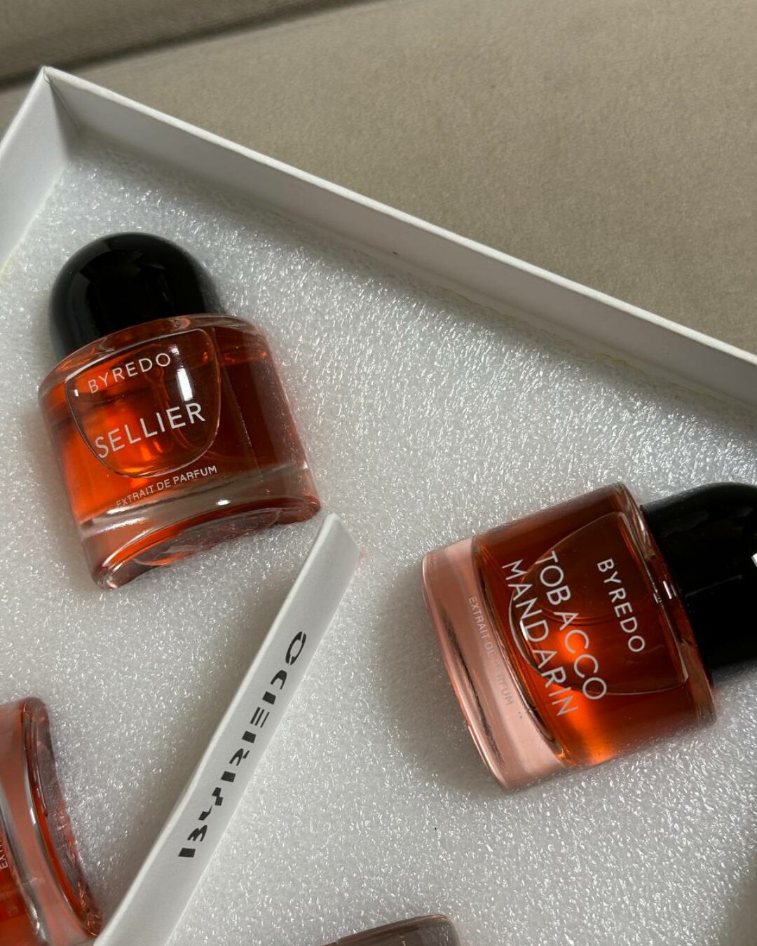 Набор парфюмов Byredo Tobacco Mandarin — изображение 6