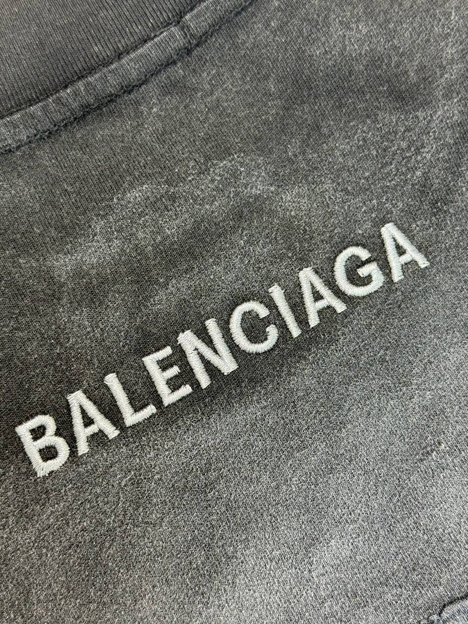 Футболка Balenciaga — фото 9