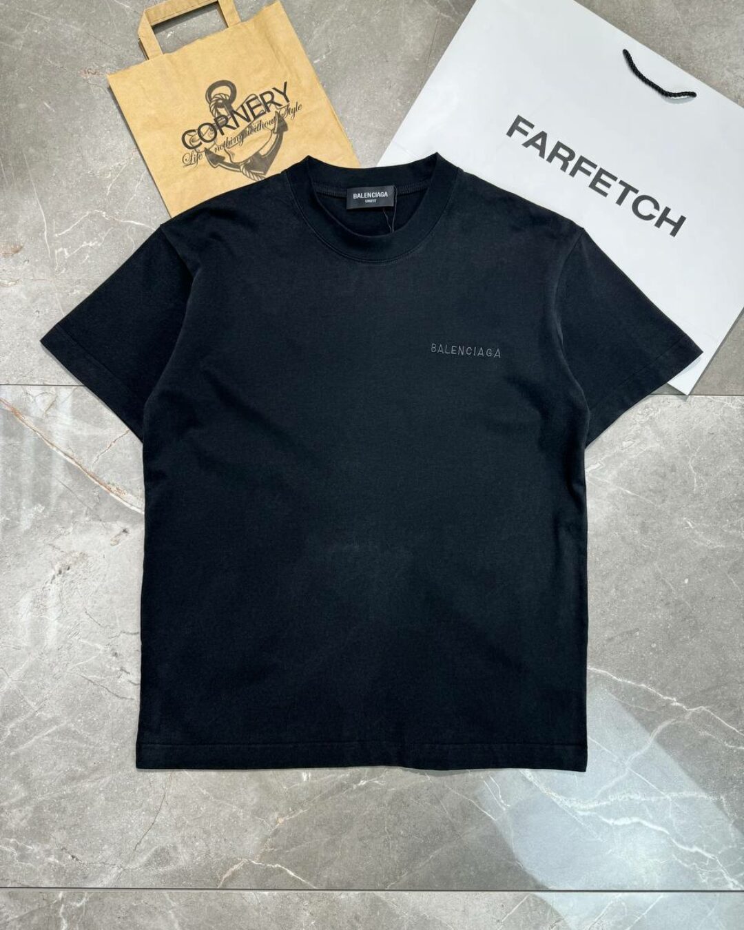 Футболка Balenciaga
