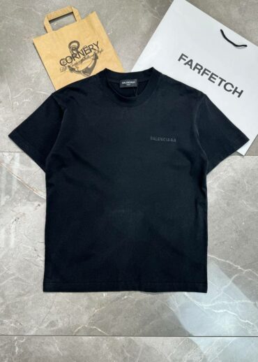 Футболка Balenciaga