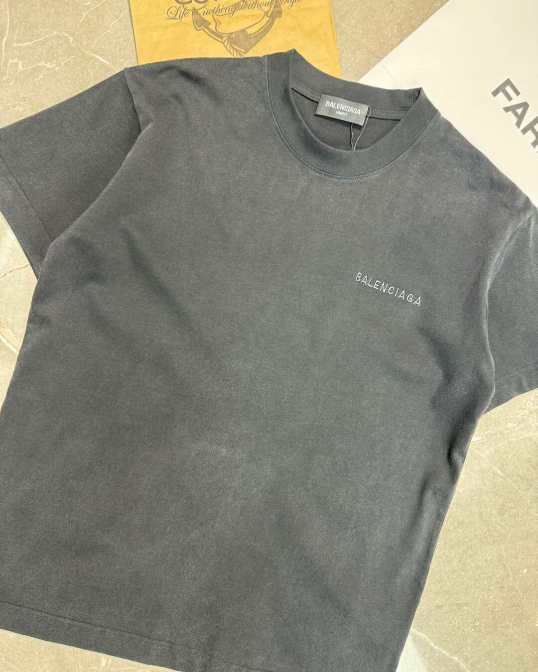 Футболка Balenciaga — изображение 3