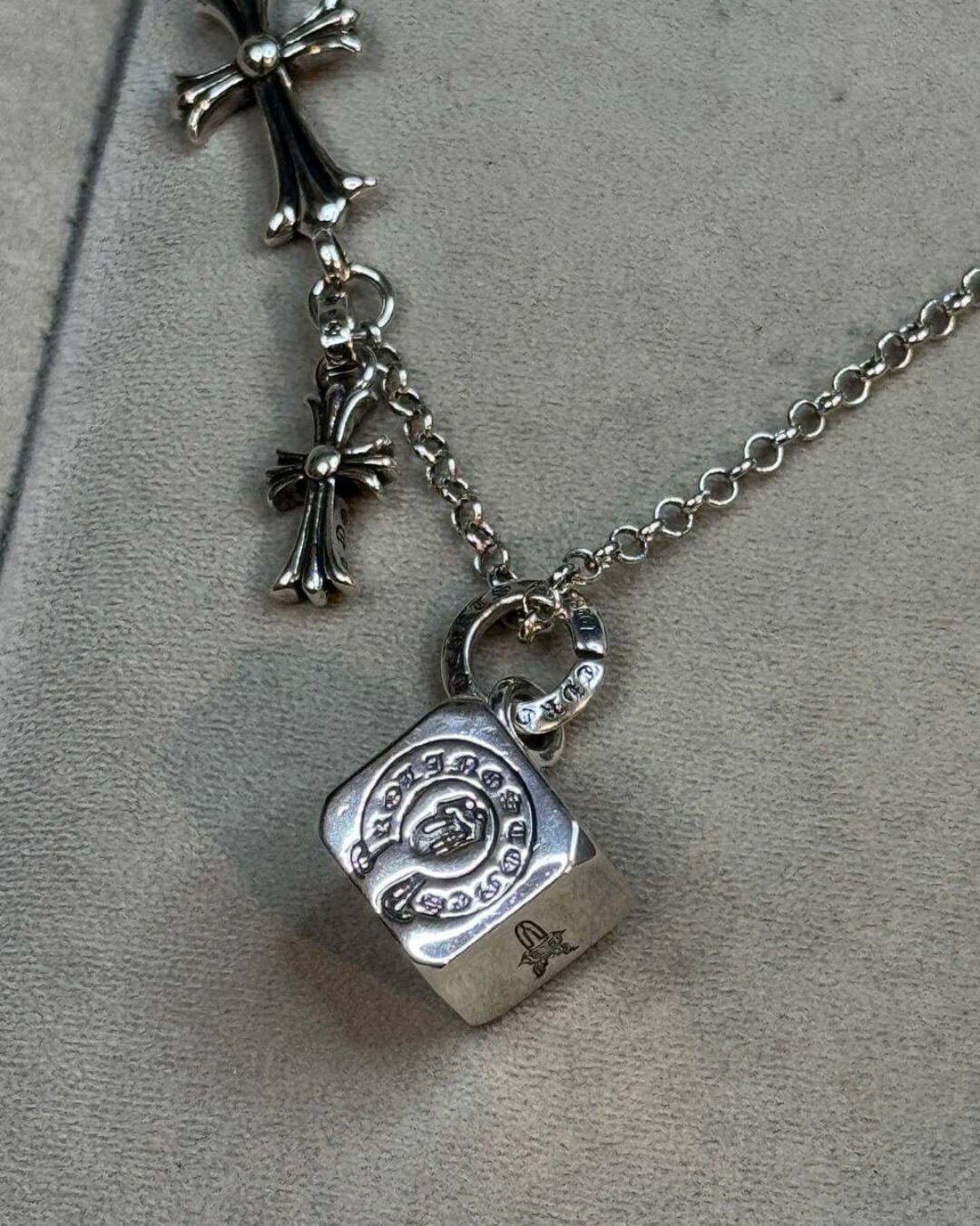 Колье Chrome Hearts — изображение 2