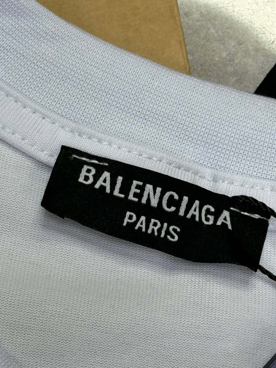 Футболка Balenciaga — фото 8