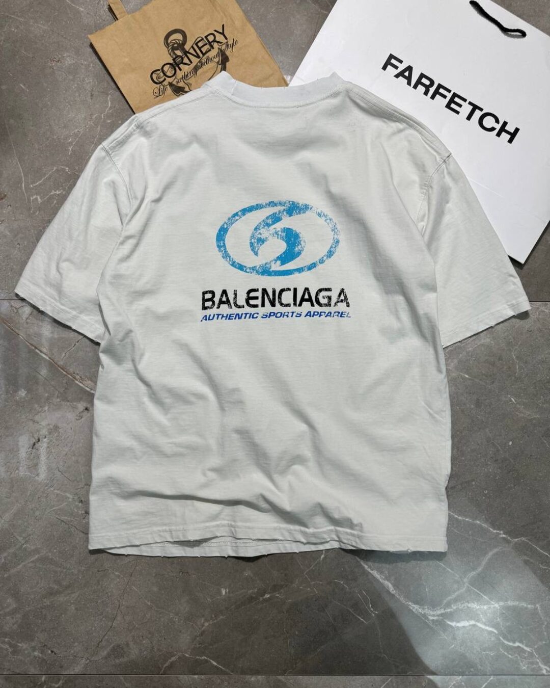 Футболка Balenciaga — изображение 4