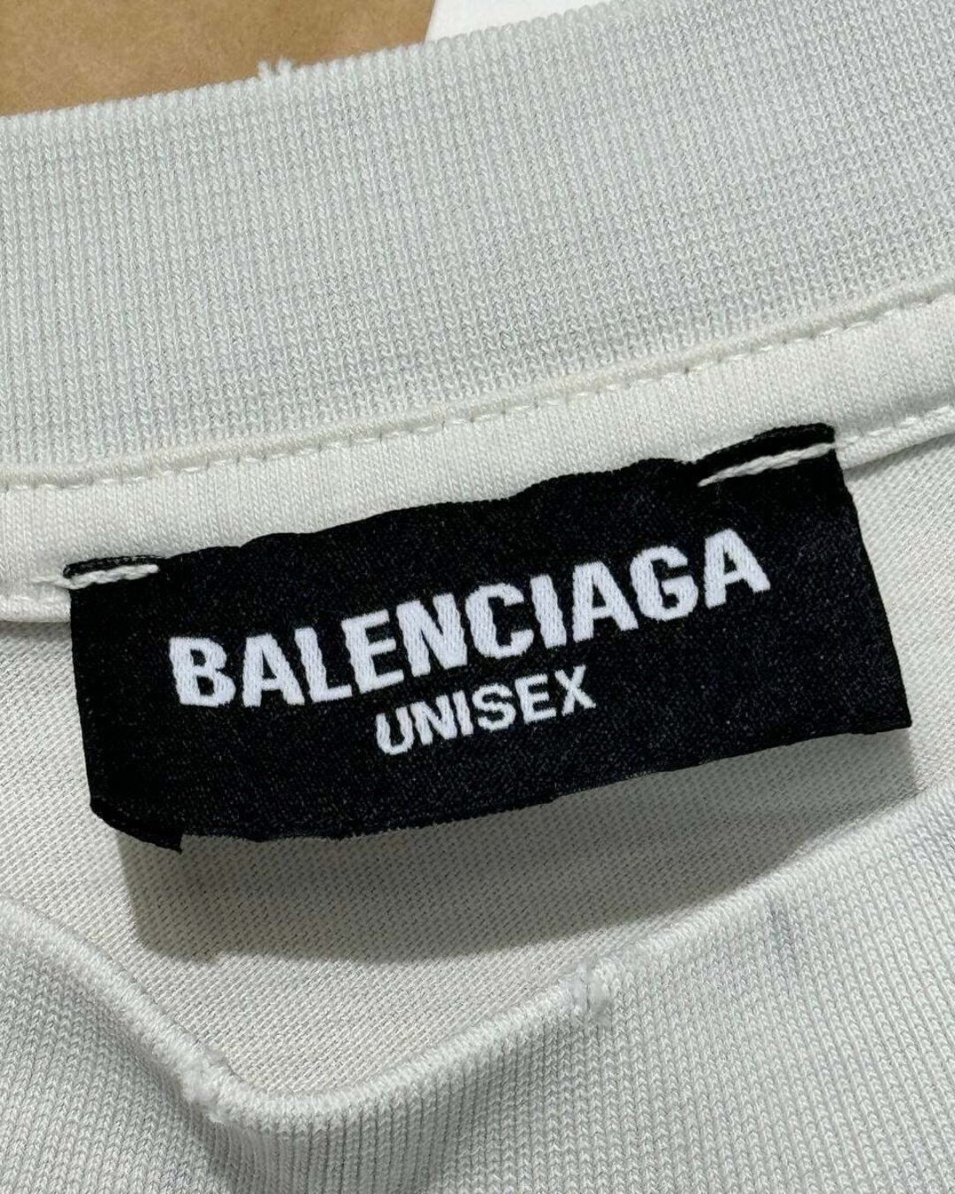 Футболка Balenciaga — изображение 7