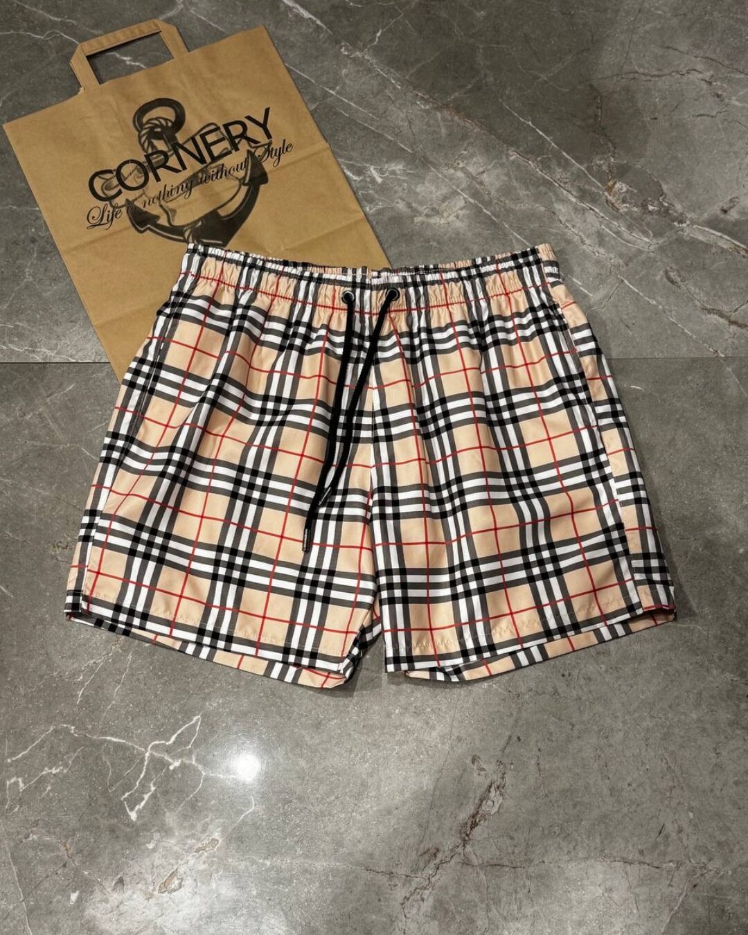 Шорты Burberry — изображение 3