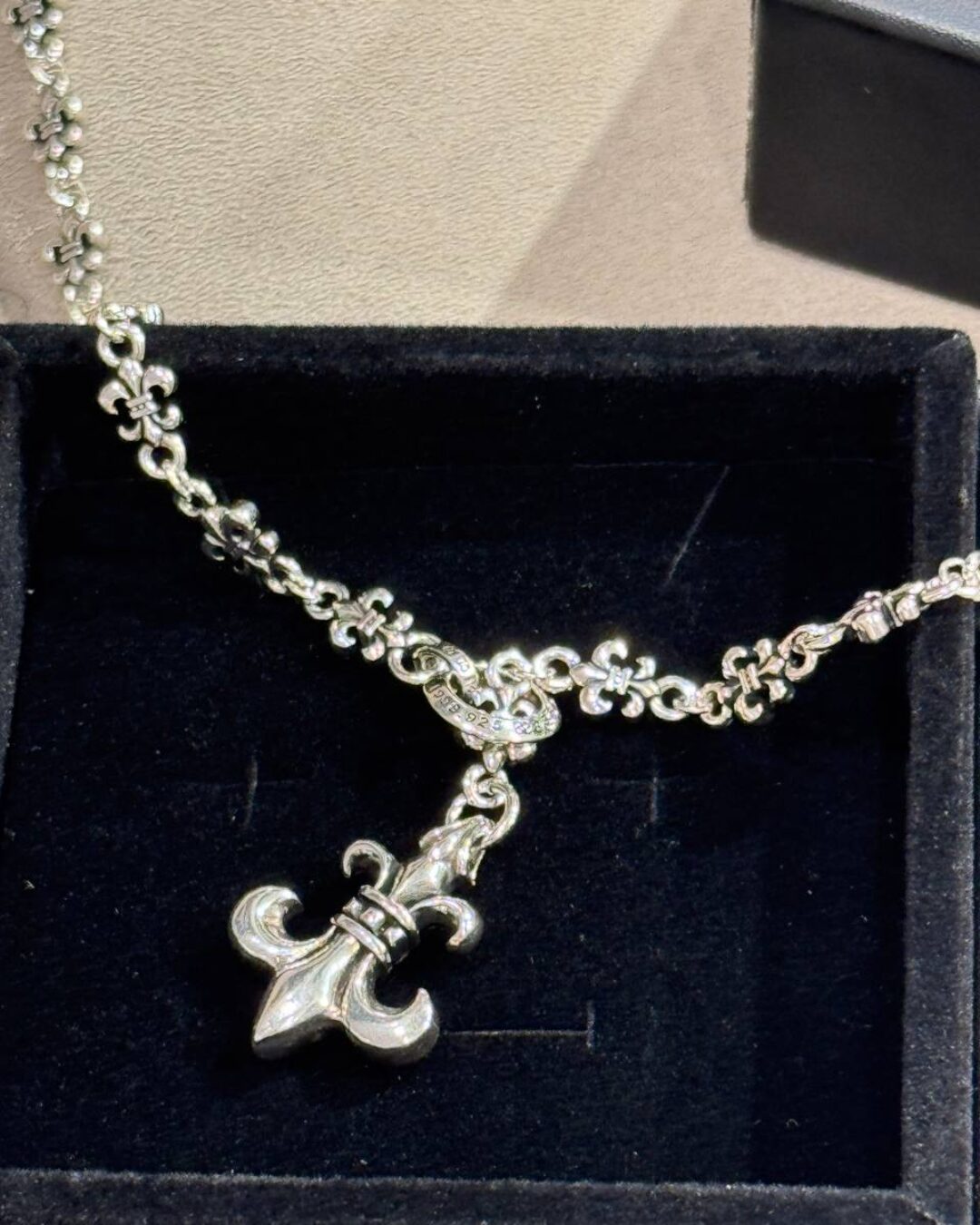Колье Chrome Hearts