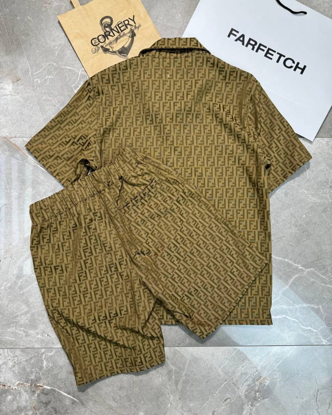 Костюм Fendi — изображение 2