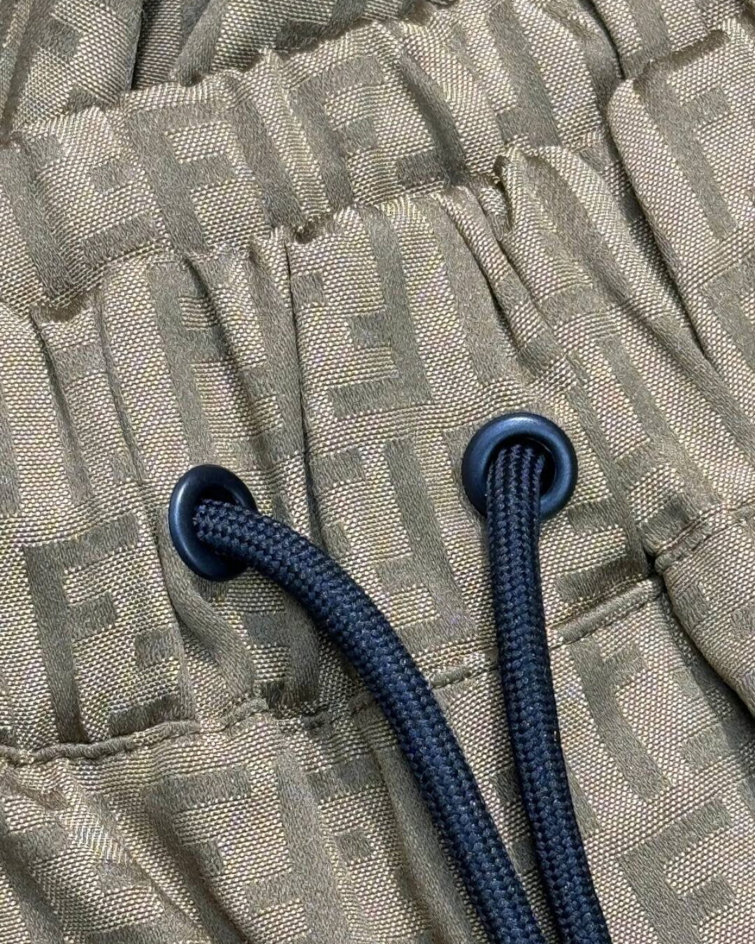 Костюм Fendi — изображение 5