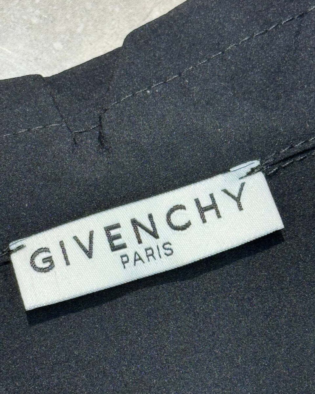 Костюм Givenchy — изображение 5