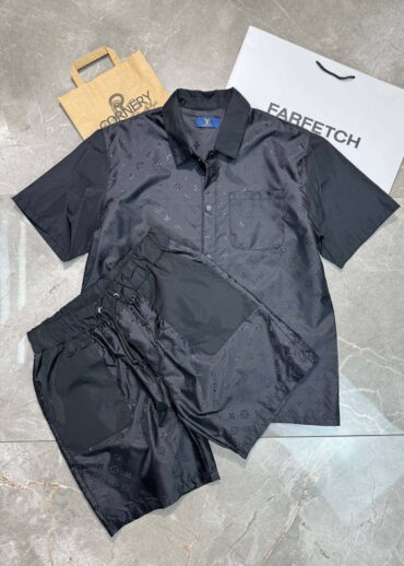 Костюм Louis Vuitton