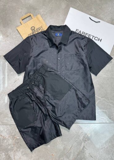 Костюм Louis Vuitton