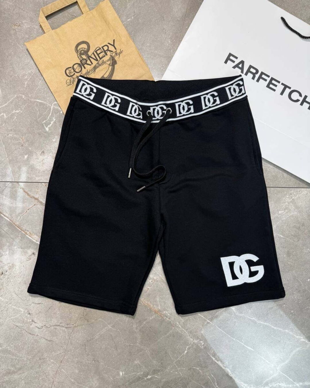 Костюм Dolce & Gabbana — изображение 4